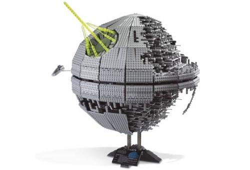 Death Star II LEGO set (#10143-1, 2005)