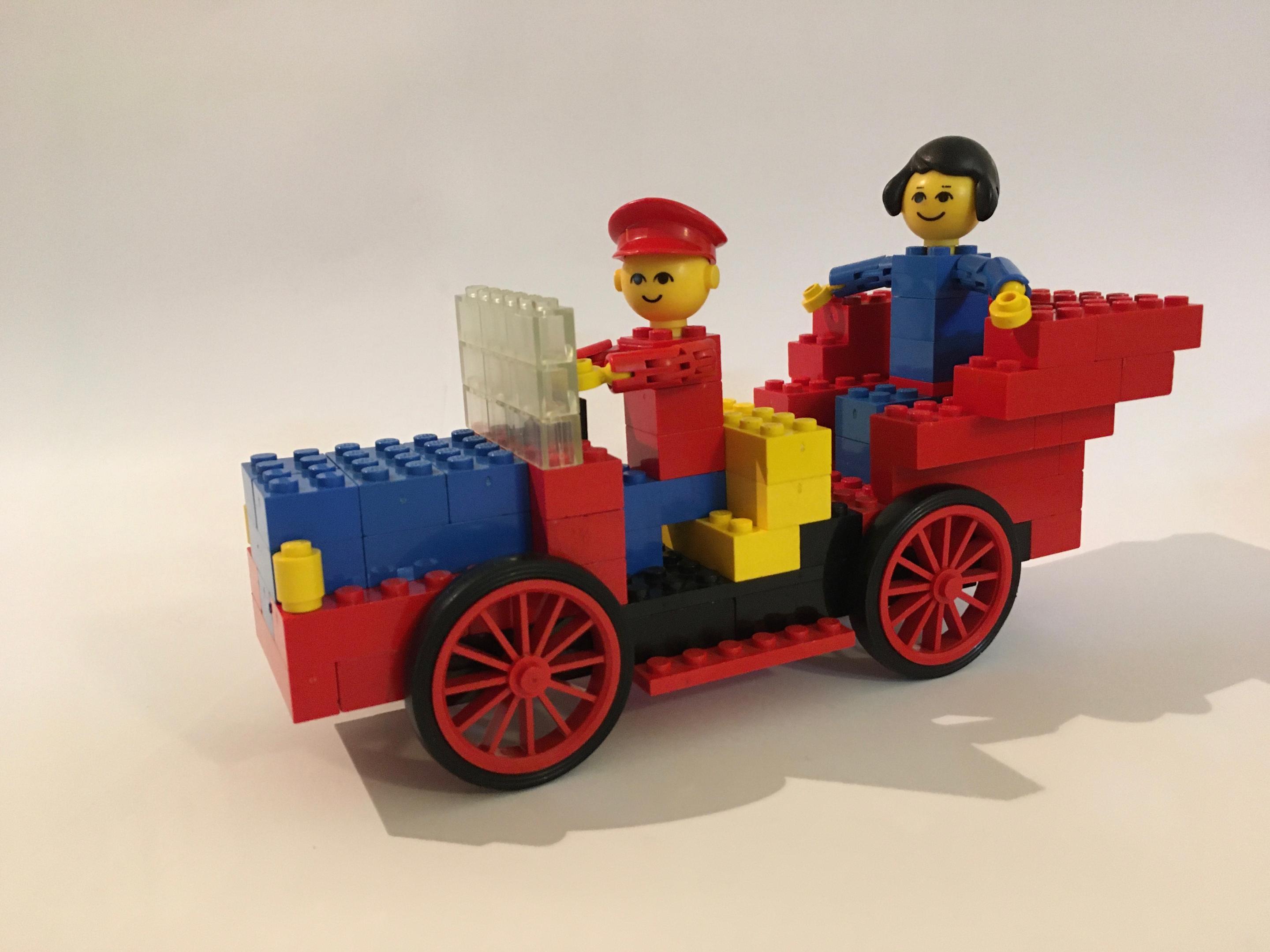Antique Car LEGO set (#196-1, 1975)