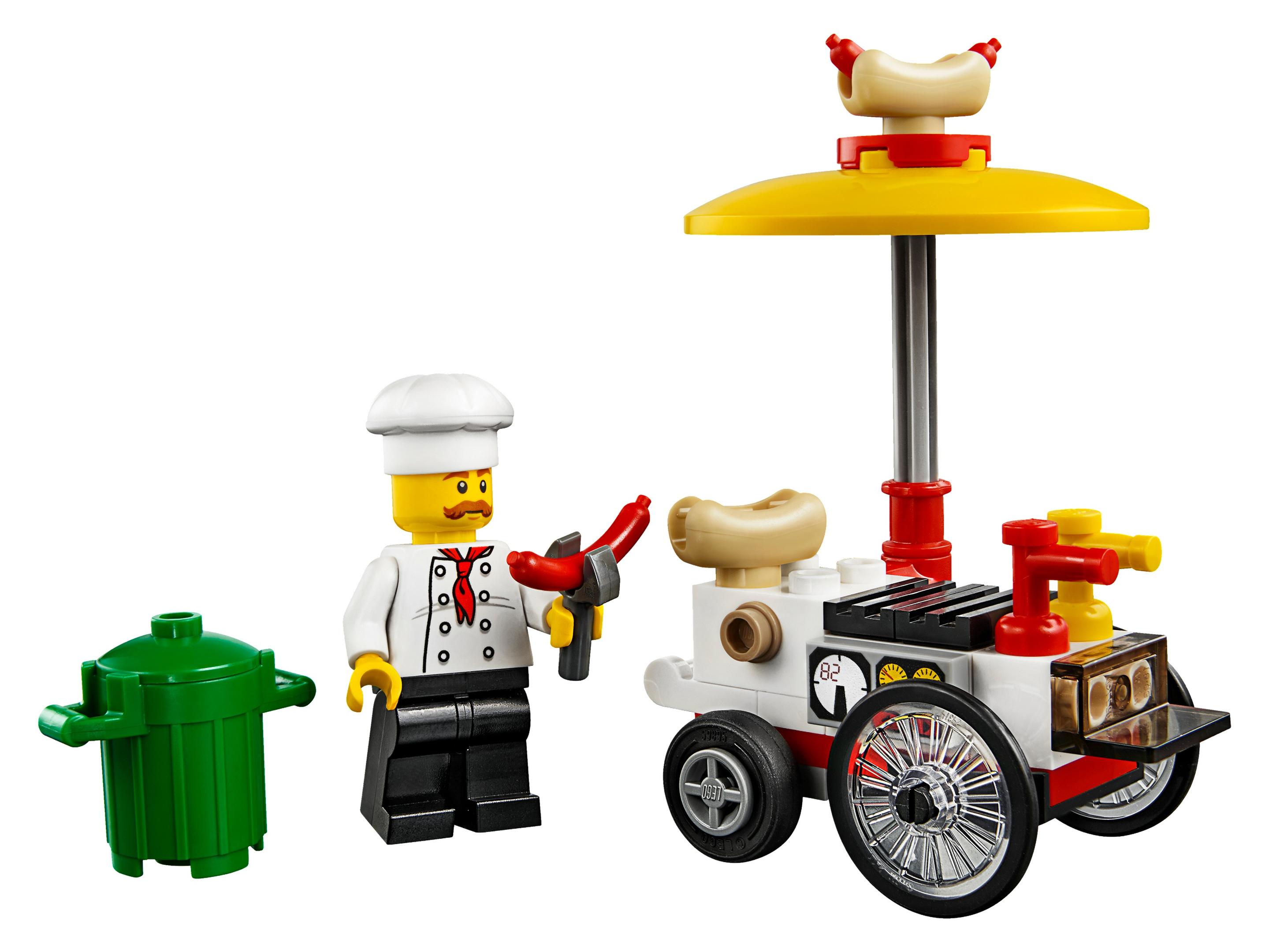 Hot Dog Stand LEGO City set (#30356-1, 2018)