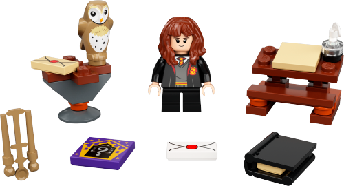 Hermione's Study Desk LEGO Harry Potter set (#30392-1, 2021)