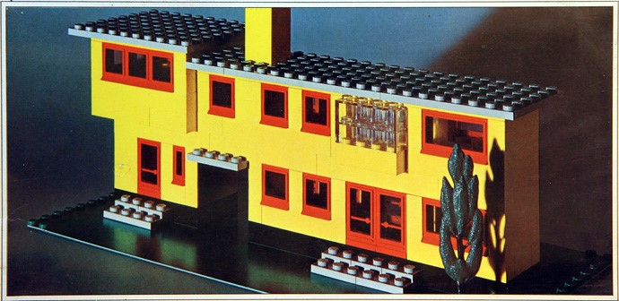 Station LEGO set (#342-1, 1968)