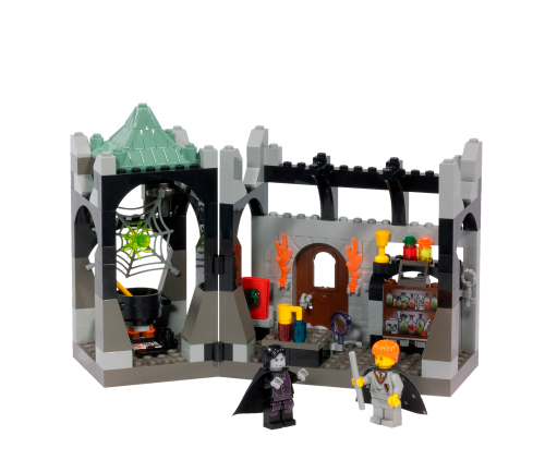 Snape's Class LEGO Harry Potter set (#4705-1, 2001)