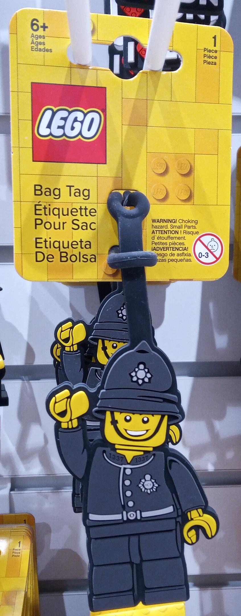 UK Policeman Bag Tag LEGO Bag and Luggage Tags set (#5007260-1, 2022)