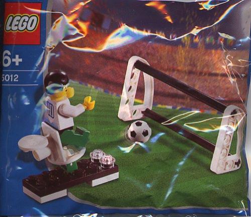 Soccer Player with Goal LEGO Soccer set (#5012-1, 2003)
