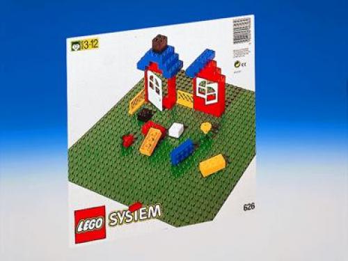 Baseplate, Green LEGO Supplemental set (#626-1, 1996)