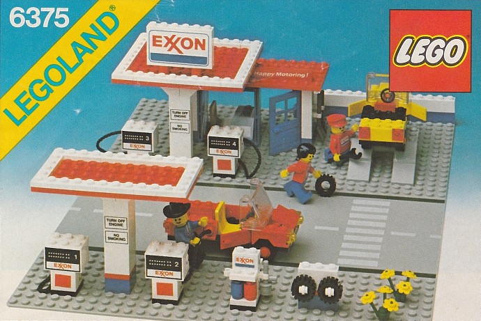 Exxon Gas Station LEGO set (#6375-2, 1980)