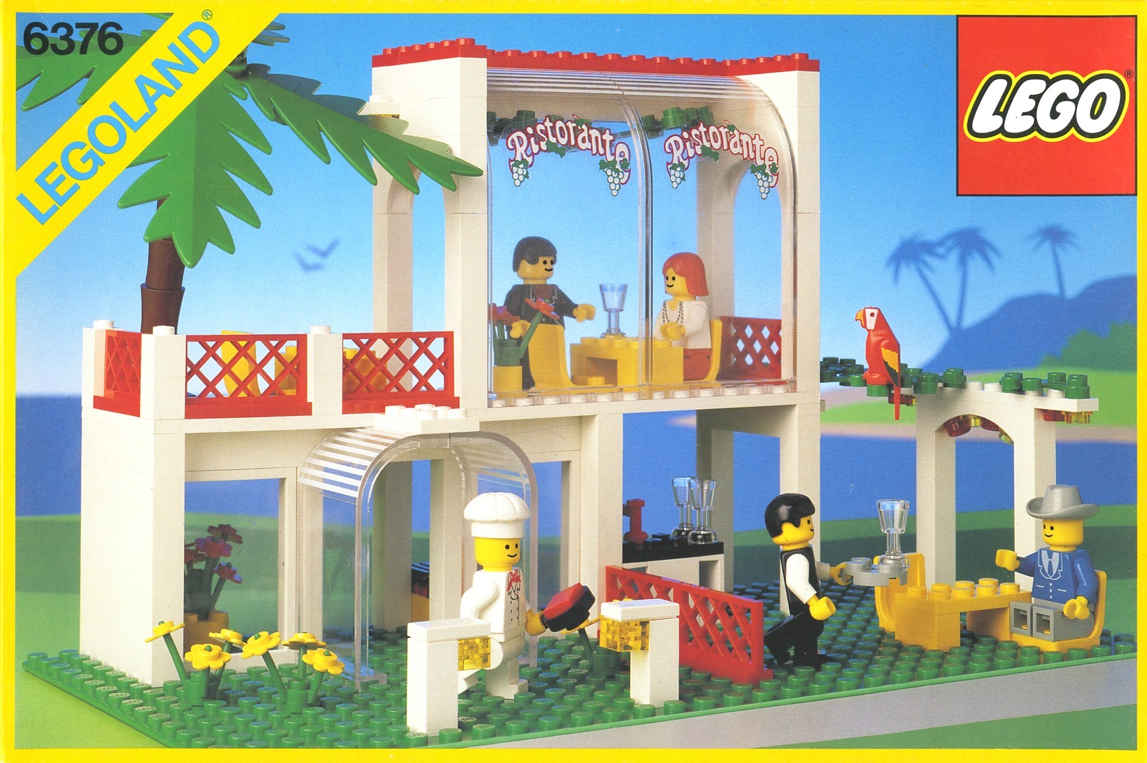 Breezeway Cafe LEGO Classic Town set (#6376-1, 1990)