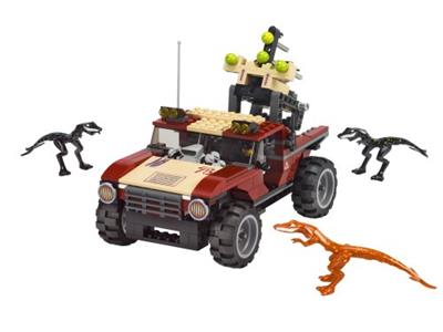 Fire Hammer vs. Mutant Lizards LEGO Dino Attack / Dino 2010 set (#7475-1, 2005)
