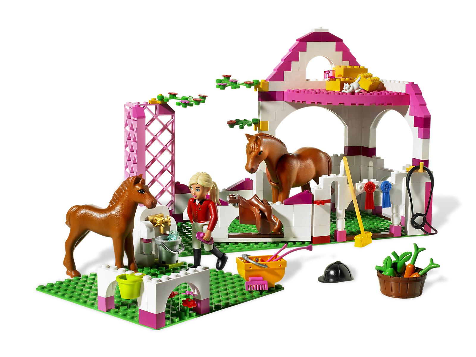 Horse Stable LEGO set (#7585-1, 2008)
