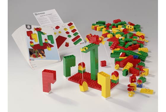 Early Structures LEGO Duplo and Explore set (#9660-1, 1997)