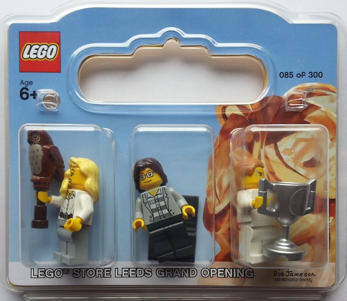 LEGO Store Grand Opening Exclusive Set, Leeds, UK LEGO LEGO Brand Store set (#LEEDS-1, 2013)